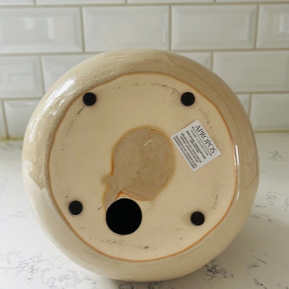 Aporos Oversized Ceramic Pair Sculpture - Picture 8 of 9